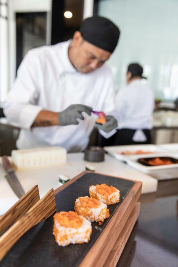 Paloma Finesse Side Hotel Bagian luar foto