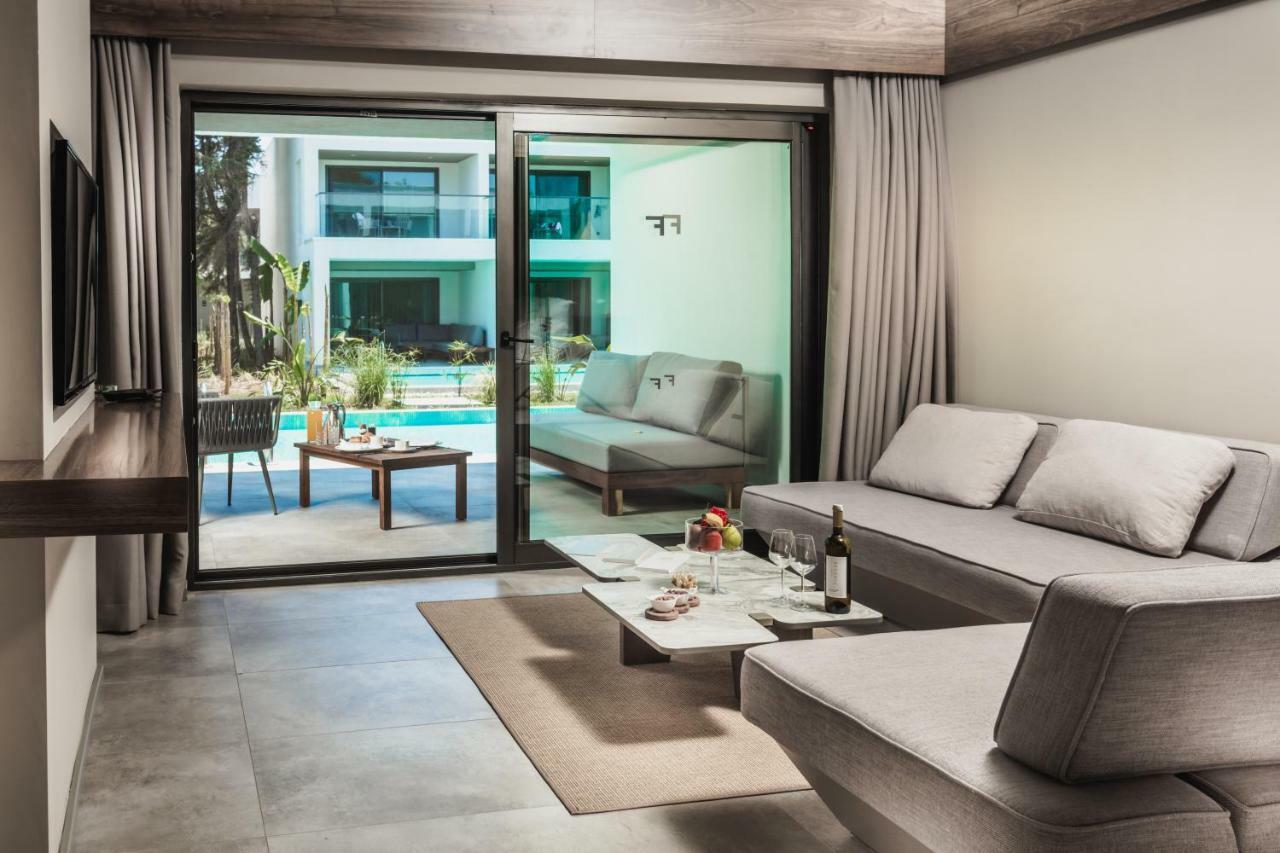 Paloma Finesse Side Hotel Bagian luar foto